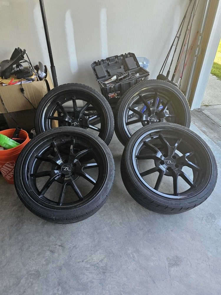 Mustang Wheels And Tires