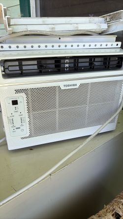 Toshiba Window AC Unit