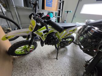 50CC Kids Dirt Bike Great Condition