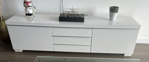 TV Rack, (High Quality & minimalist design)