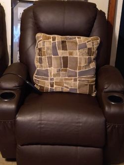 Leather power lift chair with heat and massage