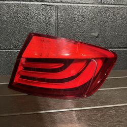 2011 2012 2013 BMW 5 SERIES F10 REAR RIGHT TAIL LIGHT 173462-02 OEM