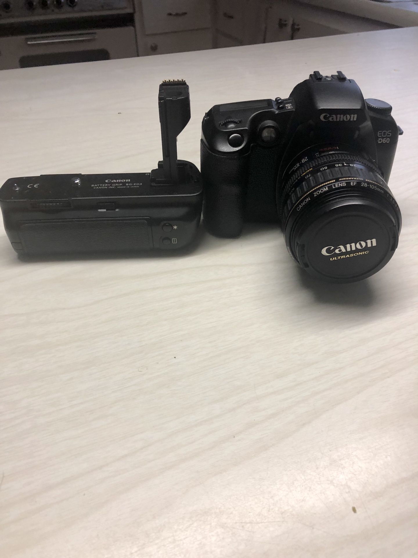 Canon EOS D60 digital camera