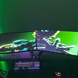 2 gaming monitors