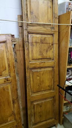 Armoire mid 1800's