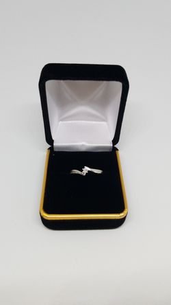 Womens white gold and diamond ring