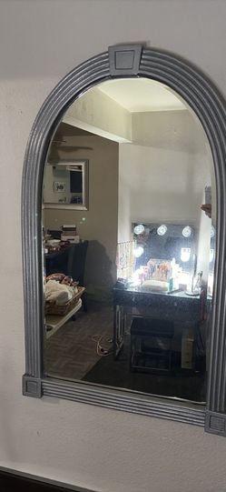 Half Moon Table with Mirror