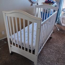 White Crib Without Mattress