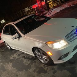 2010 Mercedes-Benz C-Class