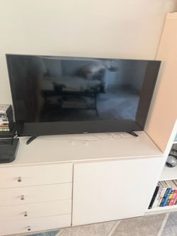 Samsung 40” Flat Screen LED TV