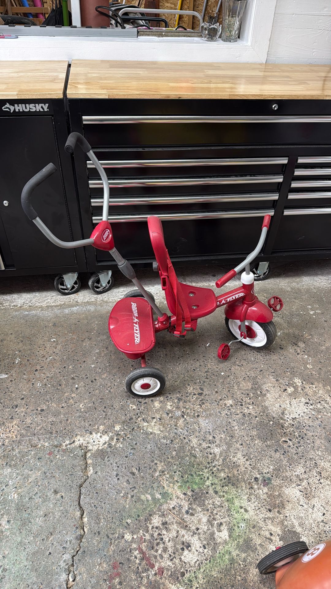 Radio Flyer Grow With Me Tri-cycle 