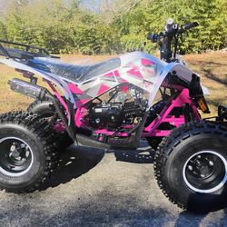 Brand New Pink 125cc Girls Atv W/Helmet 