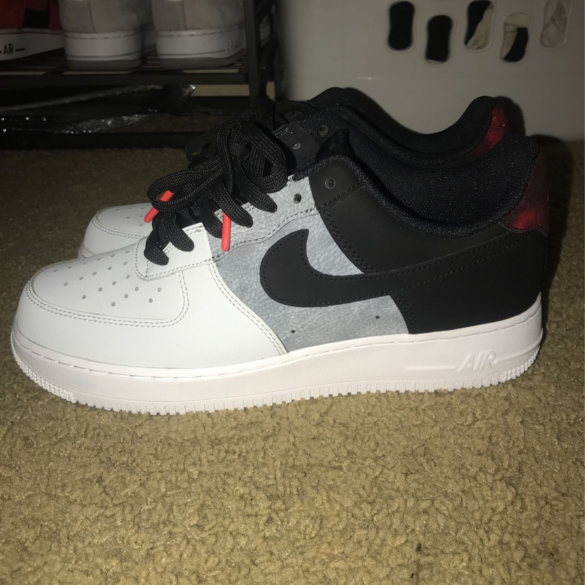 Nike AF1 Size 8 Men 