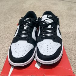 Panda dunks