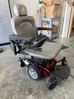 Power Wheelchair, Heavy Duty, Golden Technologies 