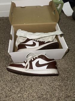 Jordan 1 Low Brown