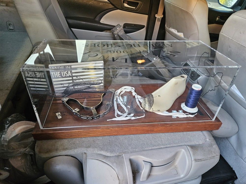Table Top Display Case. Chandler