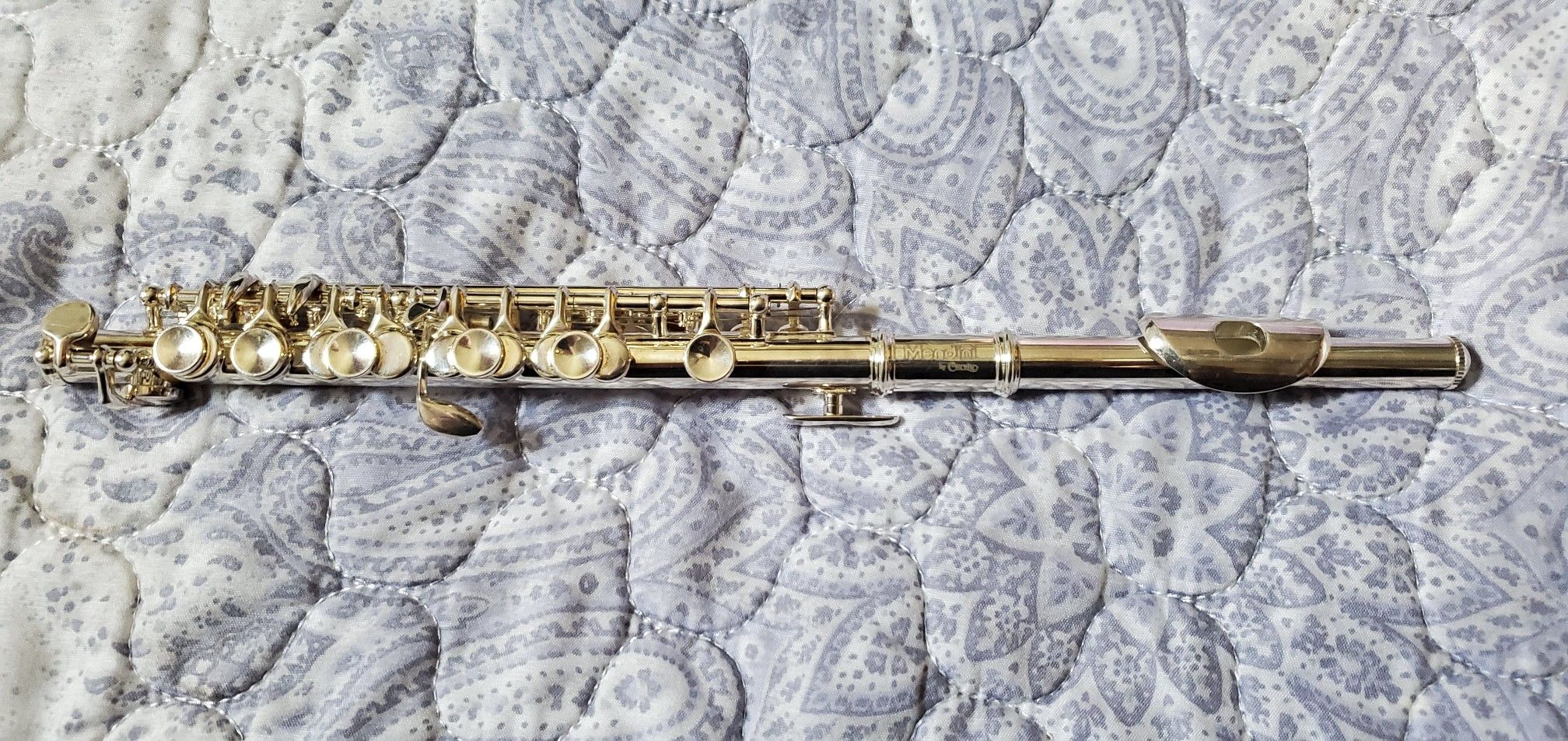 Flute piccolo