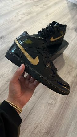AIR JORDAN 1 RETRO PL ‘METALIC GOLD’ 2003 SIZE 7.5