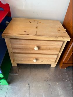 Wooden Nightstand End Table w/ 2 Drawers - very worn but could be refinished - $10 pick up in 34746