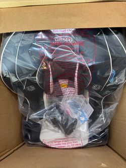 New Extend2Fit 2-in-1 Graco Car Seat