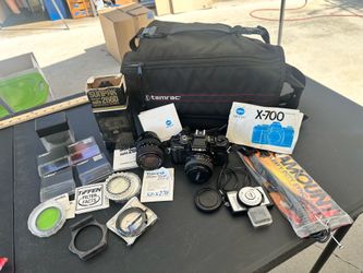 Minolta X-700 35mm Film Camera Kit Tokina 28-70 Lens Sunpak 266D Flash Cokin Filters Tamrac Bag