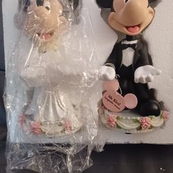 Mickey And  Minnie Wedding Set Bobble Head Figures New In Box