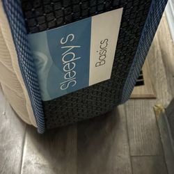 Twin Mattress 
