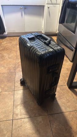 Black Aluminum carry on suitcase
