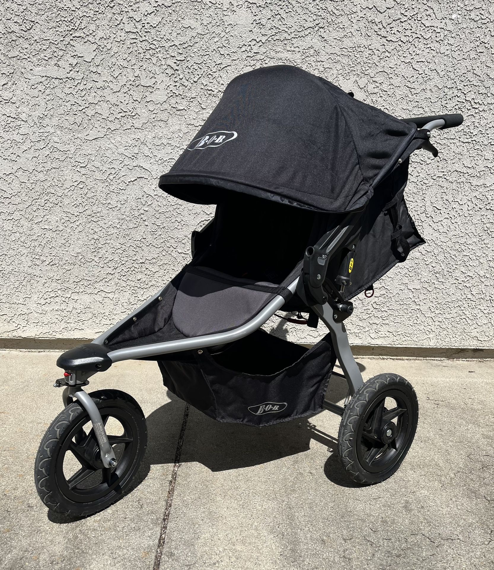 BOB Jogger Stroller with Britax Car seat & Converter kit