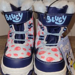 New Bluey Winter Boots size 8