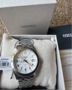 Seiko 5 GMT SSK059