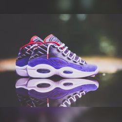 REEBOK Question Mid Ghost Of Christmas Future Men’s sneakers size 10 V61429