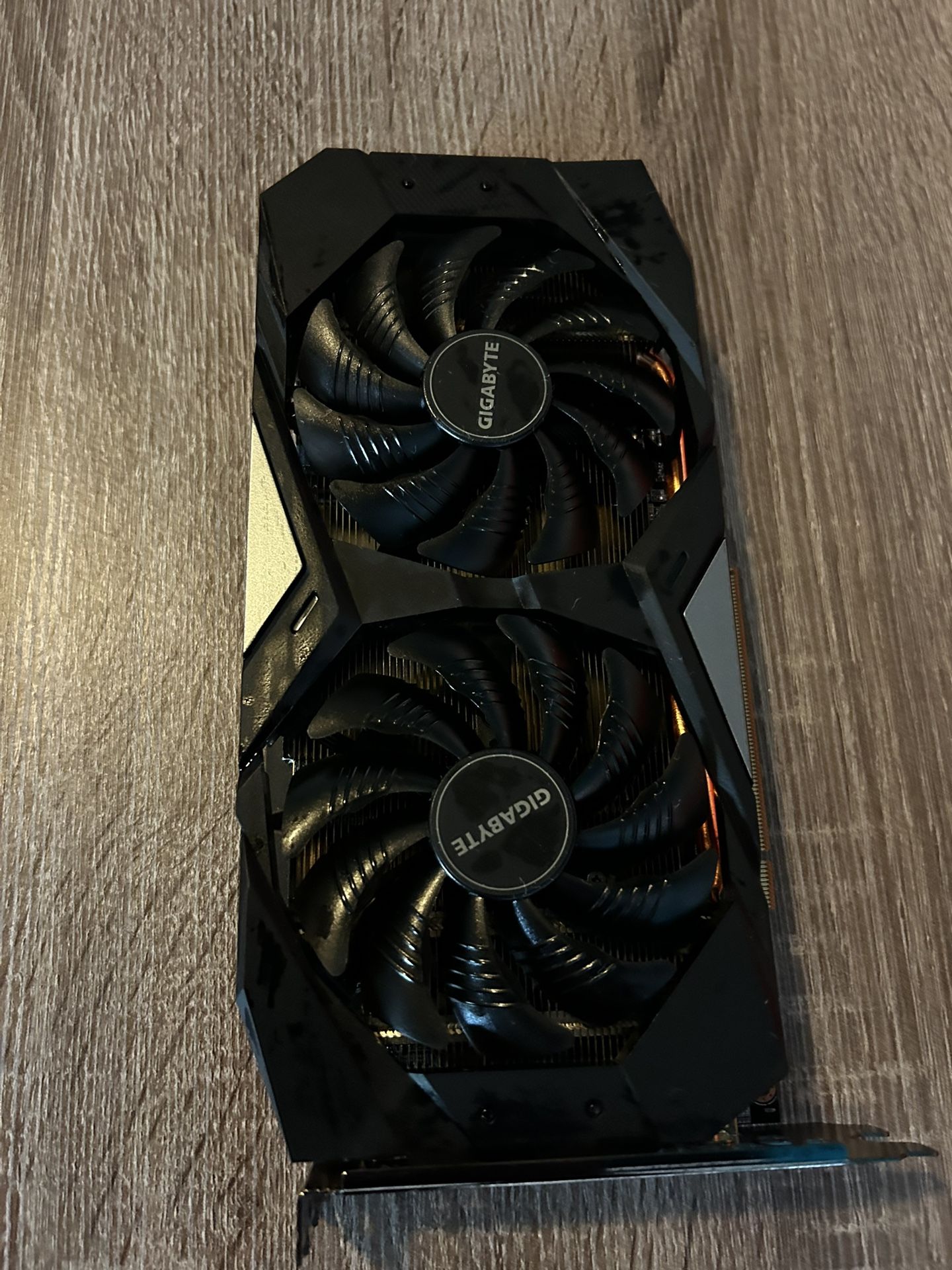 Gigabyte Radeon RX 5500 XT OC 8G - OC Edition - graphics card - Radeon RX 5500 XT - 4 GB GDDR6 - PCIe 4.0 x16 - HDMI, 3 x DisplayPort