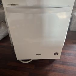Whirlpool Dishwasher 