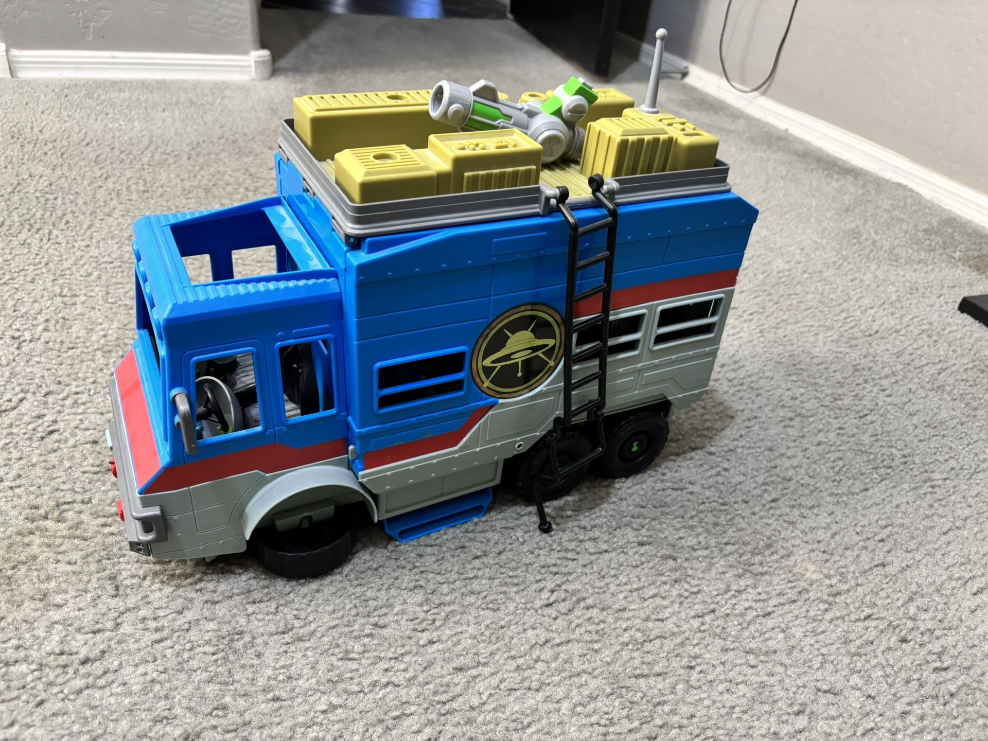 Ben 10 Transforming RV