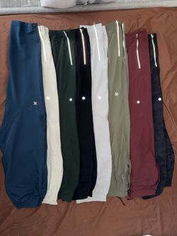 (8) Lululemon men’s joggers