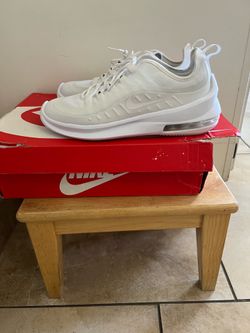Women’s Nike Air Max shoes