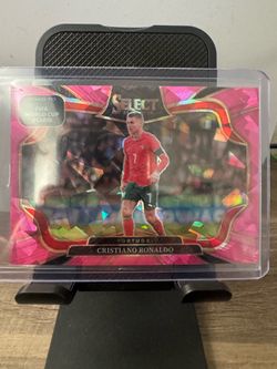Cristiano Ronaldo pink cracked ice field level
