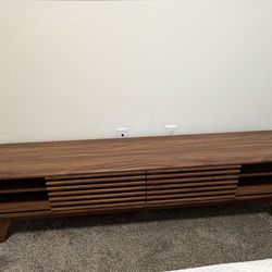 Tv console 70inch