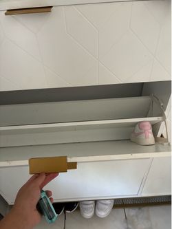 Shoe Dresser