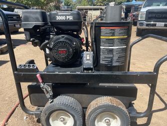 Hot water pressure washer