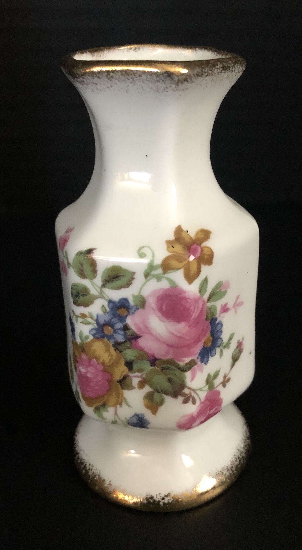 Fenton bone China Flower vase