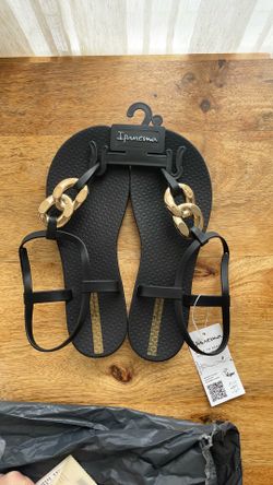 Black Ipanema Sandals -size US8
