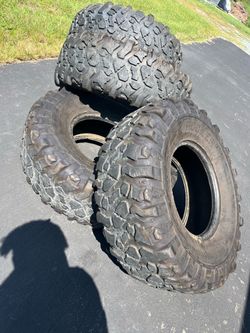 37x12.50R17 Pitbull Rocker Off-road tires