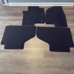 2025 GMC Yukon elevation original floor mat
