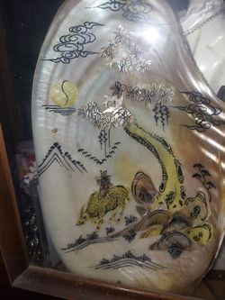 Sea Shell Applied Abalone Oriental Scene Hand Painted Glitter 10.5" x 6.25"