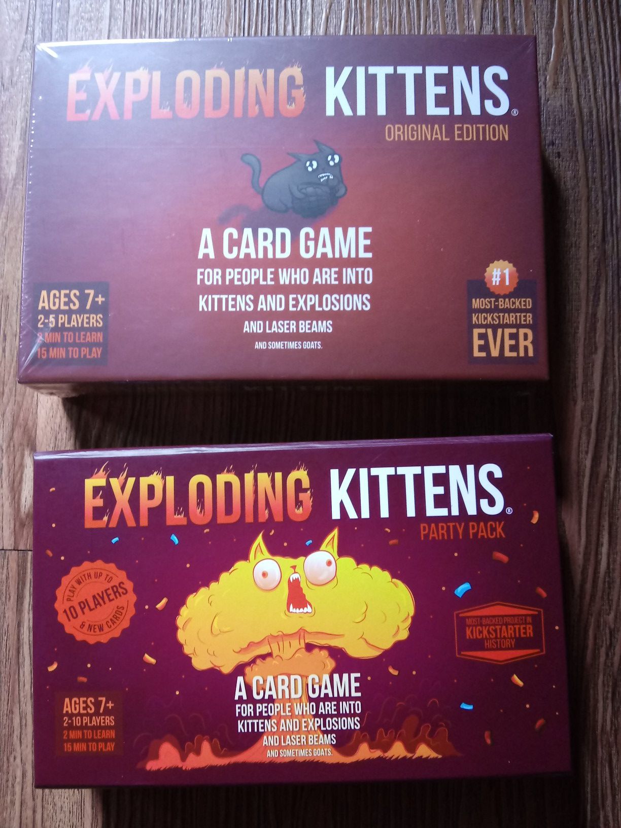 Exploding kittens card games