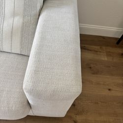 Maggie Sofa & Loveseat Set – Great Condition