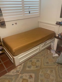 Twin Bed with Frame - Motorized